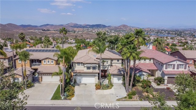 17 Ponte Brava, Lake Elsinore CA: https://media.crmls.org/medias/c0809365-a922-495f-b231-a48aff77f5da.jpg