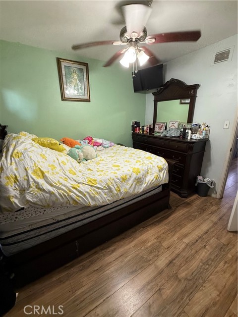 Detail Gallery Image 9 of 12 For 3927 Broadway, Huntington Park,  CA 90255 - – Beds | – Baths