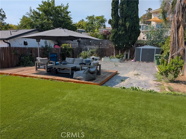 1205 Neola Street, Eagle Rock CA: https://media.crmls.org/medias/c0832e18-346f-41c0-8c4c-a0aa2a995f7d.jpg