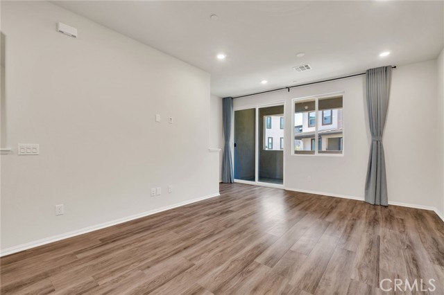 Detail Gallery Image 15 of 42 For 1413 Cirrus Ct, Pomona,  CA 91768 - 3 Beds | 3 Baths