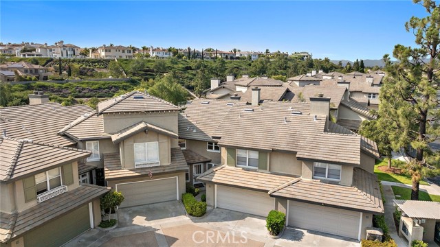 154 Cameray Heights, Laguna Niguel CA: https://media.crmls.org/medias/c084792f-ae61-492f-b3d7-47604f3a8f4c.jpg