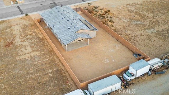 36733 42nd E Street, Palmdale CA: https://media.crmls.org/medias/c08508ee-e9b7-4ca4-a5d9-a91ffbed3356.jpg