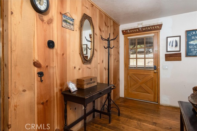 Detail Gallery Image 5 of 41 For 53654 Road 432, Bass Lake,  CA 93604 - 2 Beds | 1 Baths