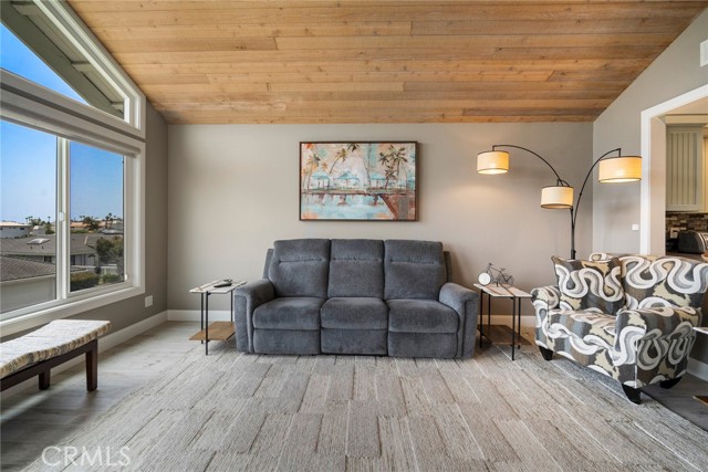 24532 Moonfire Drive, Dana Point CA: https://media.crmls.org/medias/c08674e8-afbe-4242-9673-4b79852ac1e1.jpg