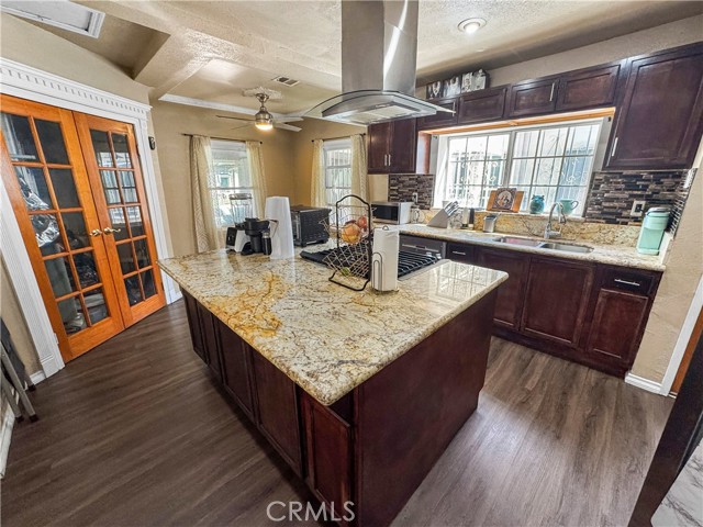 Detail Gallery Image 9 of 32 For 1254 W 80th St, Los Angeles,  CA 90044 - 2 Beds | 2 Baths