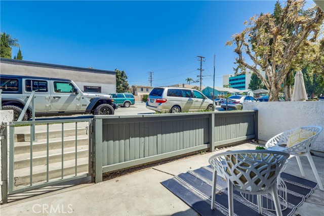 Detail Gallery Image 6 of 59 For 7302 Bright Ave #B,  Whittier,  CA 90602 - 2 Beds | 3 Baths