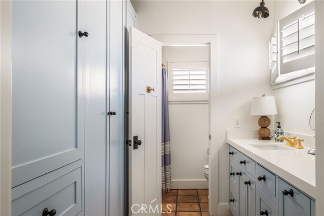 Detail Gallery Image 18 of 35 For 11 Saratoga, Newport Beach,  CA 92660 - 2 Beds | 2/1 Baths