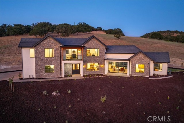 Detail Gallery Image 8 of 75 For 2480 Iron Stone Loop, Templeton,  CA 93465 - 4 Beds | 4 Baths