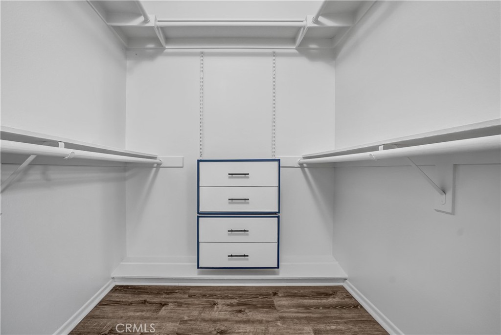 https://media.crmls.org/medias/c0888fd5-6c8d-4fcf-b344-d040d7667ba8.jpg?preset=X-Large
