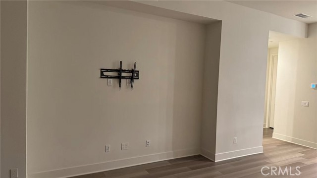 16432 Compass Avenue, Tustin CA: https://media.crmls.org/medias/c088ee48-20be-48e3-bc78-dc50b5b4ac07.jpg