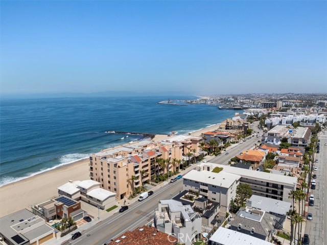 734 Esplanade, Redondo Beach, California 90277, 2 Bedrooms Bedrooms, ,1 BathroomBathrooms,Residential,For Sale,Esplanade,SB24234091