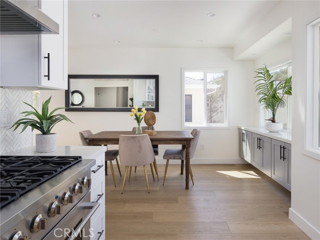 2709 182nd Place, Redondo Beach, California 90278, 3 Bedrooms Bedrooms, ,1 BathroomBathrooms,Residential,Sold,182nd,SB21201160