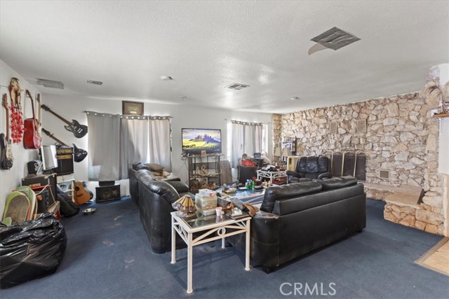 Detail Gallery Image 16 of 27 For 32900 Dune Road., Newberry Springs,  CA 92365 - 3 Beds | 2 Baths
