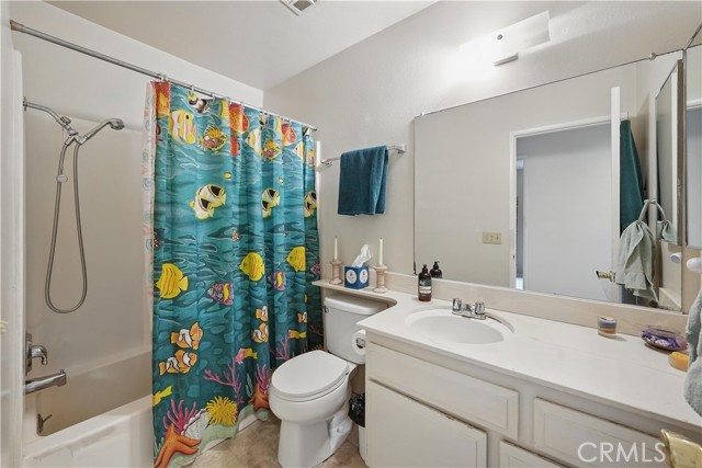 Image 19 of 27 For 18720 Wellhaven Street