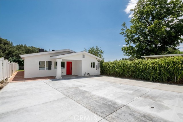 6438 Day Street, Tujunga CA: https://media.crmls.org/medias/c08c8aa8-81aa-4480-8133-0c8e95e540d2.jpg