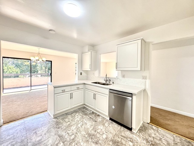 Detail Gallery Image 7 of 40 For 5001 E Atherton St #402,  Long Beach,  CA 90815 - 3 Beds | 2 Baths