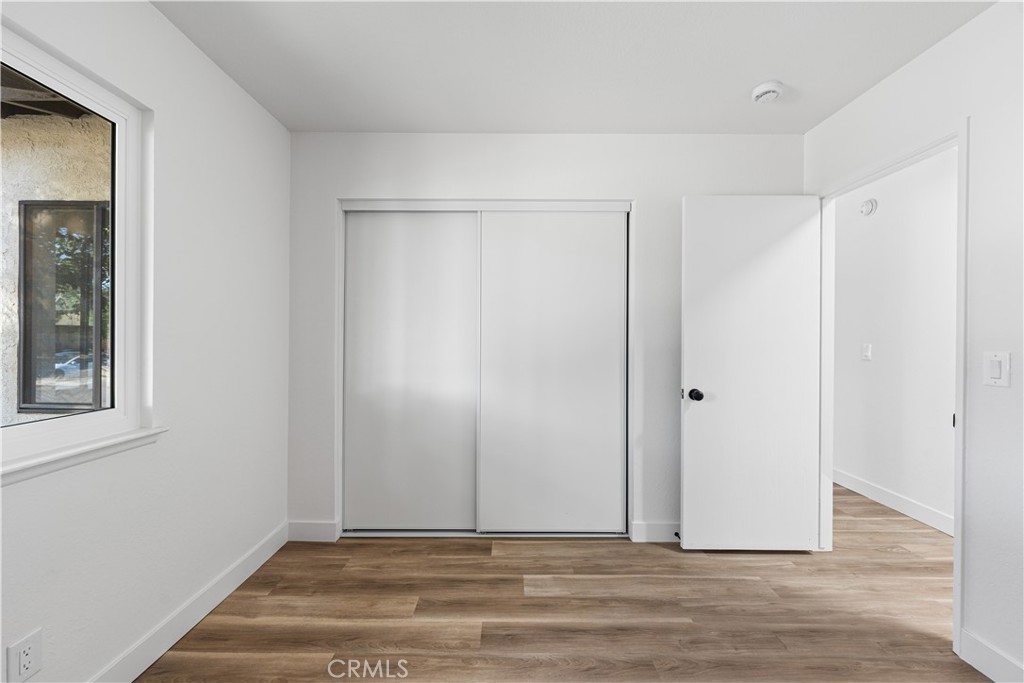 https://media.crmls.org/medias/c08d302c-2848-43cf-9169-753ec5d241a5.jpg?preset=X-Large