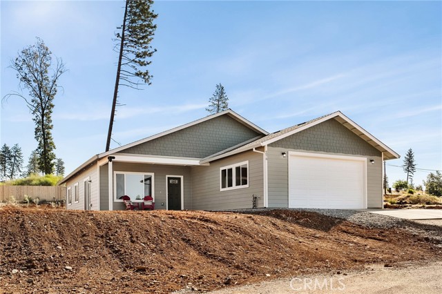6078 Maxwell, Paradise CA: https://media.crmls.org/medias/c08dc1e5-1730-47b2-9a0a-d9cd2356de6b.jpg