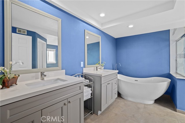 17960 Calle Silvosa, Rowland Heights CA: https://media.crmls.org/medias/c08f1645-882d-40e0-800a-8ef4bb0a504c.jpg