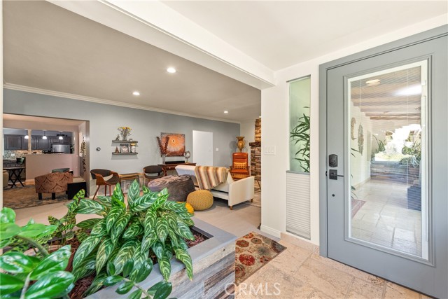 5893 Oak Knolls Road, Simi Valley CA: https://media.crmls.org/medias/c08f2977-503f-469d-8e63-a12510fe3edb.jpg