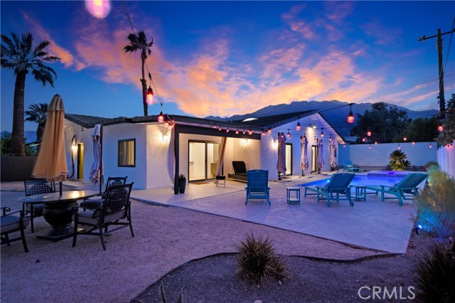 1980 E Rochelle Road, Palm Springs CA: https://media.crmls.org/medias/c08fbad7-2f81-443b-8a88-7431d63b8be6.jpg