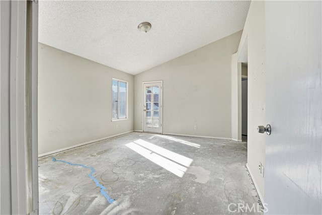 9308 Margery Ave, California City, CA 93505 photo 14