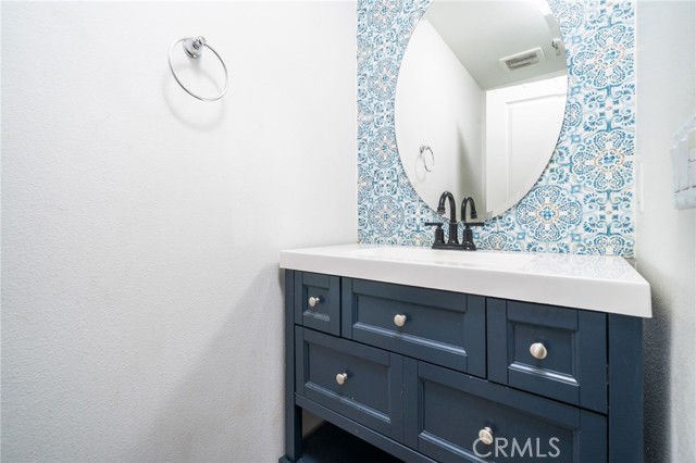 Detail Gallery Image 14 of 29 For 2846 E via Fiano, Ontario,  CA 91764 - 3 Beds | 2/1 Baths