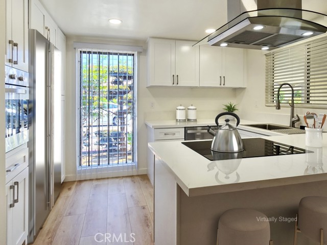 6 Merit Park Drive, Gardena CA: https://media.crmls.org/medias/c092531b-258a-4df5-a066-f7f7033f650b.jpg