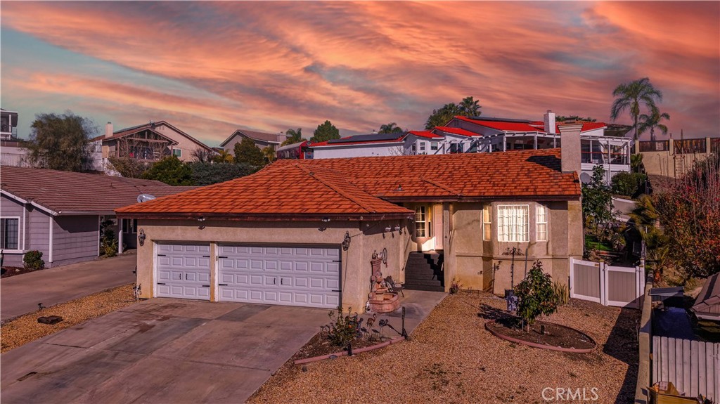 22196 Hoofbeat Way