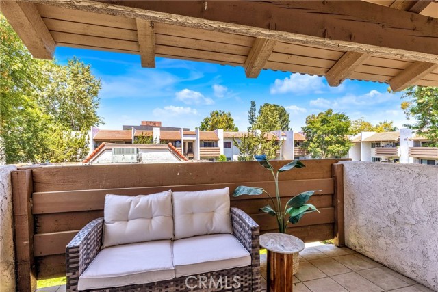 17562 Vandenberg Lane, Tustin CA: https://media.crmls.org/medias/c092e46e-b2db-4032-9492-500ad33ea482.jpg