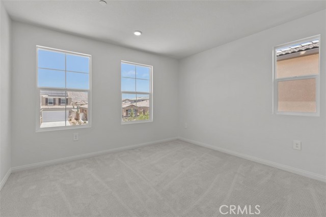 27071 Kodiak Court, Menifee CA: https://media.crmls.org/medias/c0933046-361d-4e77-aacc-4311dc68f032.jpg