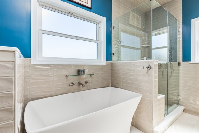 732 36th Street, Manhattan Beach, California 90266, 4 Bedrooms Bedrooms, ,3 BathroomsBathrooms,Residential,Sold,36th,SB21235456