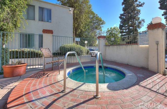 5700 Etiwanda, 212 photo 27
