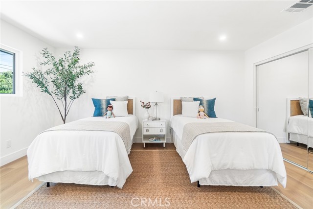 22748 Samuel Street, Torrance CA: https://media.crmls.org/medias/c09577be-ffe5-4049-ba78-2abe9594e27a.jpg