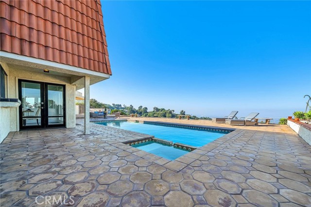 3268 Crownview Drive, Rancho Palos Verdes, California 90275, 4 Bedrooms Bedrooms, ,3 BathroomsBathrooms,Residential,Sold,Crownview Drive,PV23174754