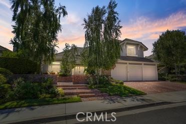 24066 Regents Park Circle, Valencia CA: https://media.crmls.org/medias/c097c671-b226-47d3-aef1-bae415e9361d.jpg