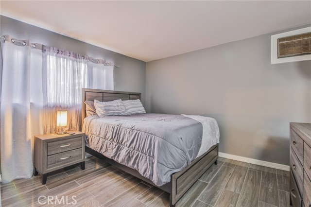 Detail Gallery Image 14 of 36 For 5018 Elderhall Ave, Lakewood,  CA 90712 - 4 Beds | 2 Baths