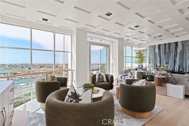 Detail Gallery Image 20 of 70 For 1409 Dolphin Terrace, Corona Del Mar,  CA 92625 - 5 Beds | 5/2 Baths