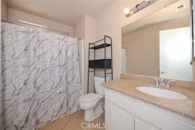 Detail Gallery Image 14 of 20 For 1460 Kendall Dr #59,  San Bernardino,  CA 92407 - 3 Beds | 2 Baths