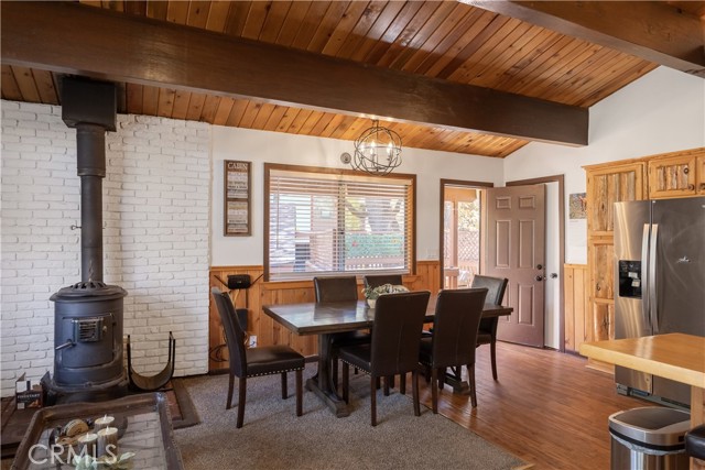 Detail Gallery Image 12 of 34 For 40067 Highland, Big Bear Lake,  CA 92315 - 2 Beds | 1 Baths