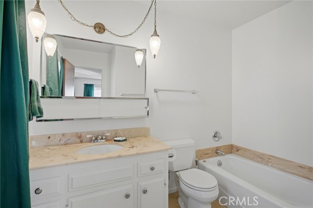 Detail Gallery Image 14 of 27 For 615 Kerilyn Ln, Hemet,  CA 92544 - 2 Beds | 2 Baths