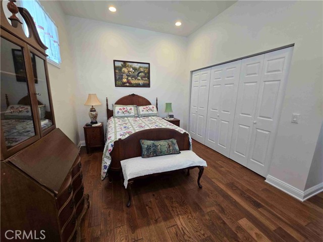 Detail Gallery Image 4 of 11 For 4309 N Country Club Ln, Long Beach,  CA 90807 - 1 Beds | 1 Baths