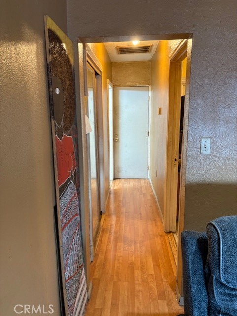 Detail Gallery Image 10 of 10 For 3661 Seabright, Long Beach,  CA 90810 - 3 Beds | 2 Baths