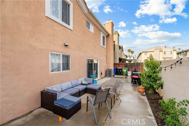 939 Via Camino, Wilmington CA: https://media.crmls.org/medias/c09a0dd0-877b-4d48-b461-90b666fd1b23.jpg