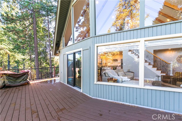 Detail Gallery Image 27 of 43 For 405 Brentwood Dr, Lake Arrowhead,  CA 92352 - 4 Beds | 2 Baths