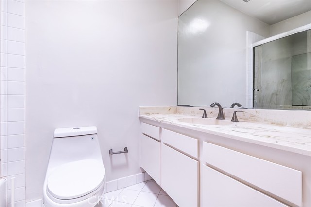 Detail Gallery Image 24 of 31 For 530 S Barrington #305,  Los Angeles,  CA 90049 - 2 Beds | 2 Baths
