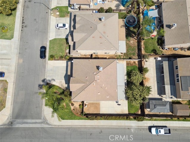 7538 N Erie Avenue, Fresno CA: https://media.crmls.org/medias/c09c3fc5-a4a3-4616-8947-a4b18a028f0b.jpg