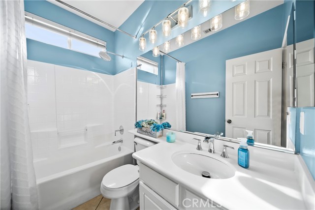 Detail Gallery Image 8 of 17 For 13413 Pelican Peak Ct, Corona,  CA 92880 - 4 Beds | 3 Baths