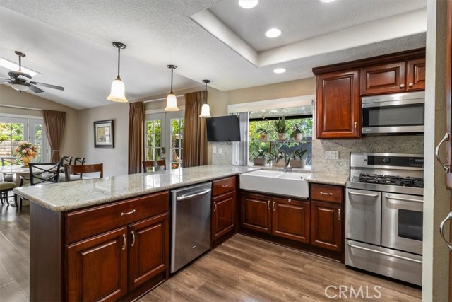 Detail Gallery Image 11 of 46 For 1735 Wisteria Dr, Brea,  CA 92821 - 3 Beds | 2 Baths