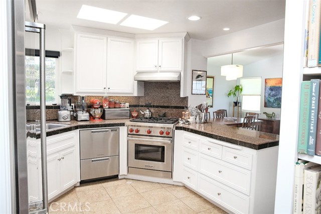 Detail Gallery Image 15 of 46 For 1888 Saint James Rd, Cambria,  CA 93428 - 3 Beds | 2/1 Baths